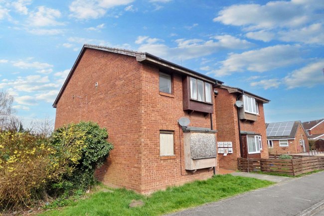 25 Greylees Avenue, Hull, HU6 7YG 10