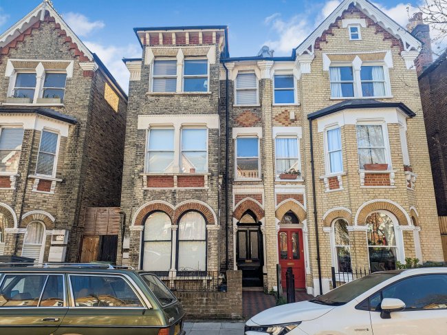 Ground Floor Flat, 57 Oakhurst Grove, Peckham Rye, London, SE22 9AH 3