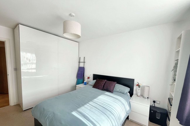 Flat 7, Clover Lodge, Talbot Close, Mitcham, CR4 1FE 2