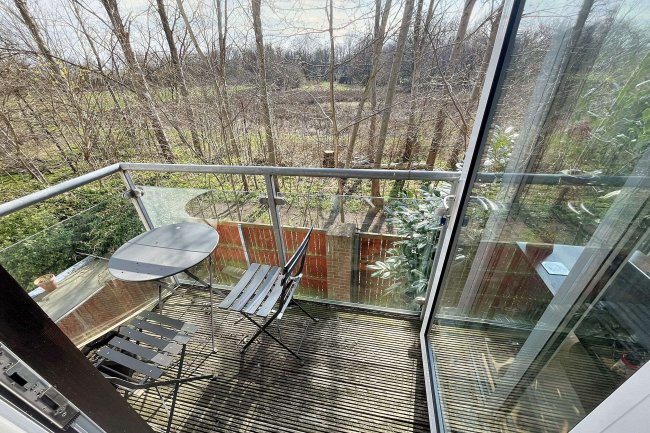 Flat 7, Clover Lodge, Talbot Close, Mitcham, CR4 1FE 2