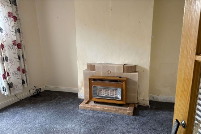 31 Guion Road. Litherland, Liverpool, L21 8ND 2