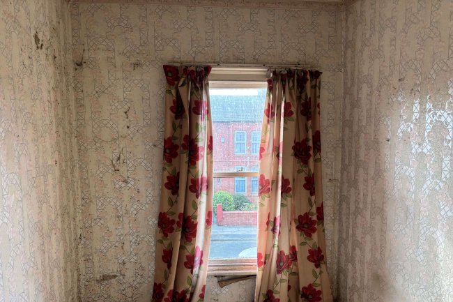 31 Guion Road. Litherland, Liverpool, L21 8ND 2