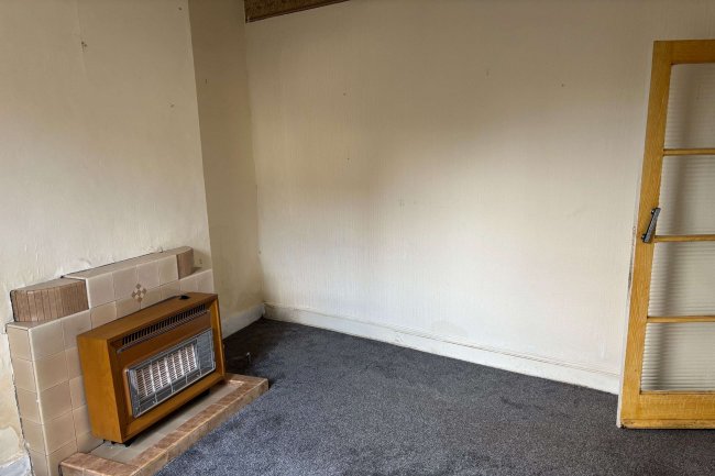 31 Guion Road. Litherland, Liverpool, L21 8ND 2