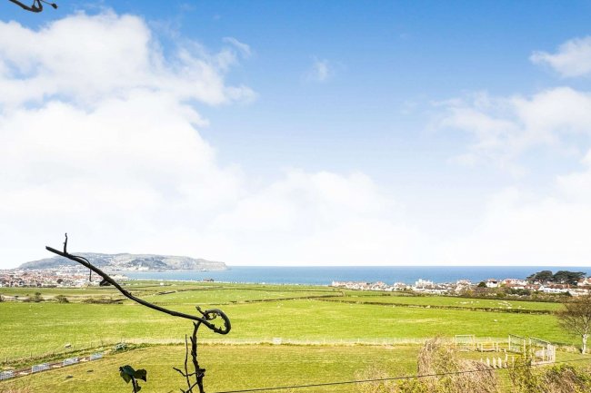 Hillside, Bodafon Road, Llandudno, LL30 3BA 3