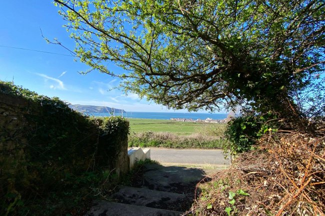Hillside, Bodafon Road, Llandudno, LL30 3BA 3
