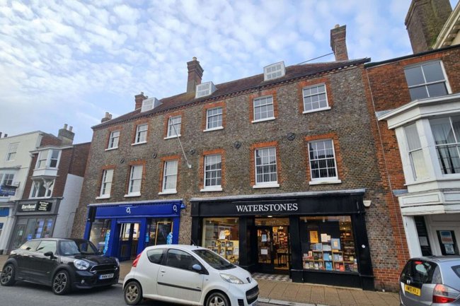 Upper Floors, 117-118 High Street, Newport, PO30 1TP 6