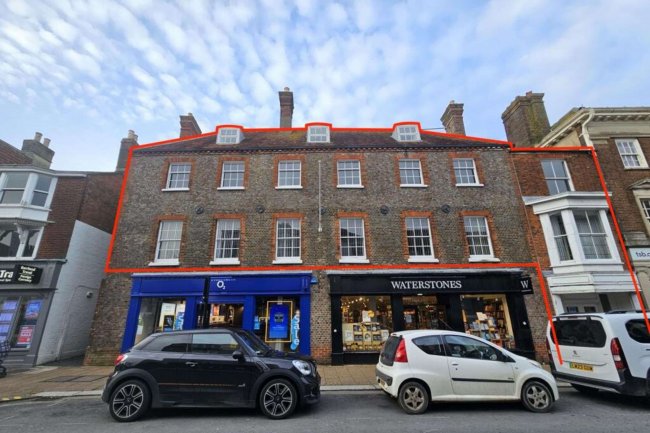 Upper Floors, 117-118 High Street, Newport, PO30 1TP 6