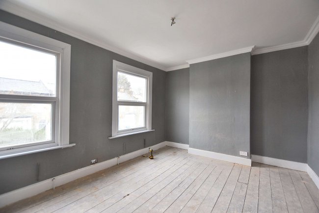 69 Ansdell Road, Peckham, London, SE15 2DT 8