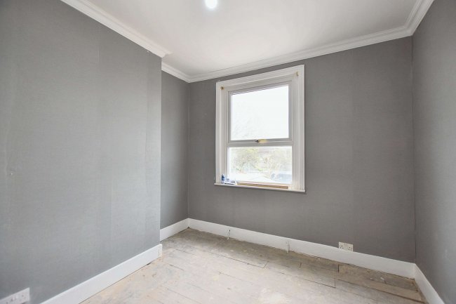 69 Ansdell Road, Peckham, London, SE15 2DT 8