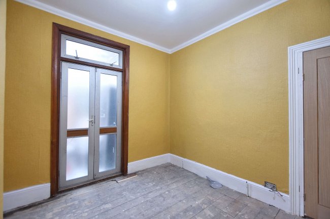 69 Ansdell Road, Peckham, London, SE15 2DT 8