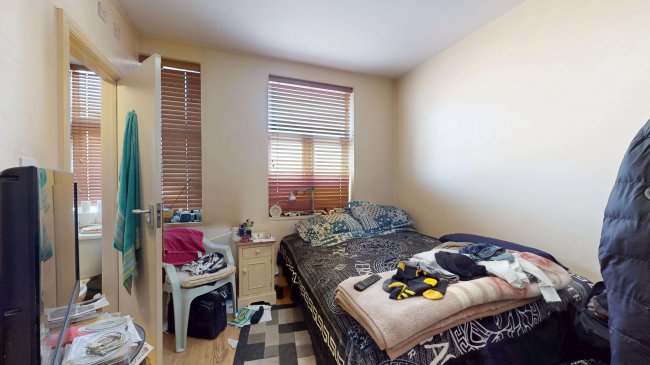 299 Southend Lane, Catford, London, SE6 3ND 1