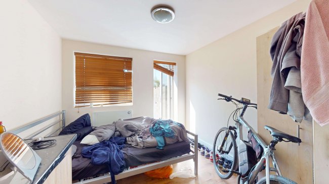 299 Southend Lane, Catford, London, SE6 3ND 1