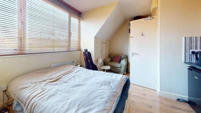 299 Southend Lane, Catford, London, SE6 3ND 1