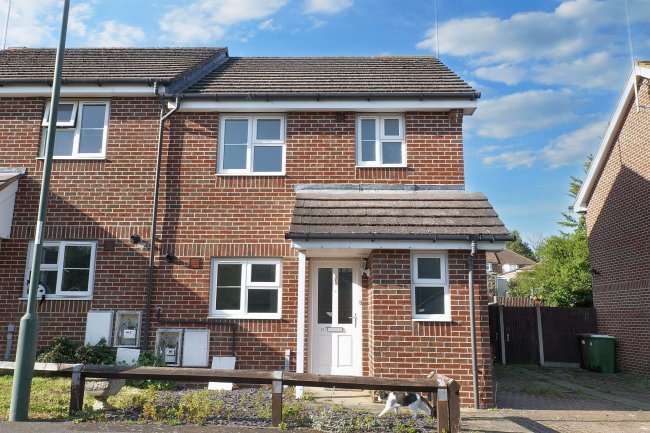 11 Diana Close, Sidcup, Kent, DA14 4PZ 8