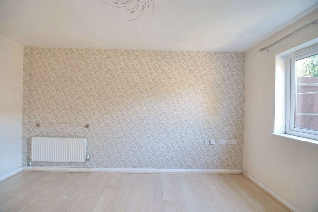 11 Diana Close, Sidcup, Kent, DA14 4PZ 8