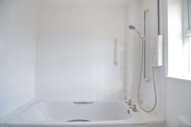 11 Diana Close, Sidcup, Kent, DA14 4PZ 8