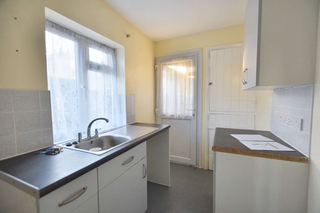 179 Iron Mill Lane, Crayford, Dartford, DA1 4PF 1