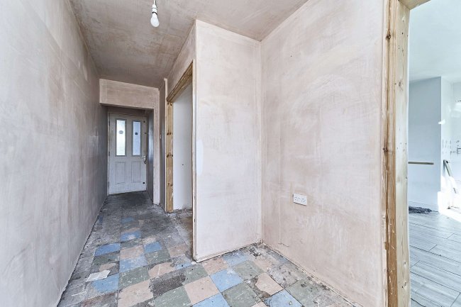 26 Faraday Road, Walsall, WS2 7ER 10