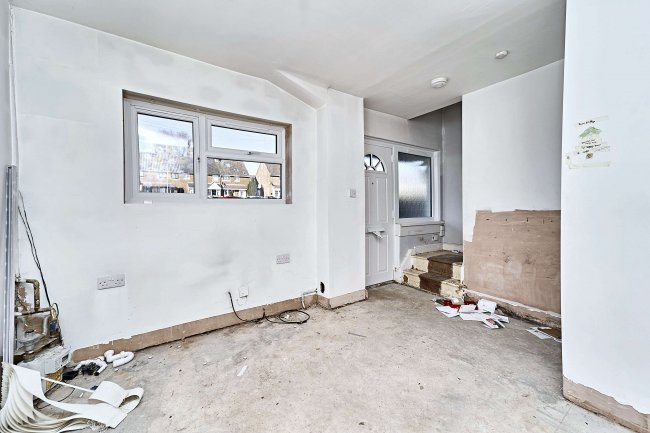 26 Faraday Road, Walsall, WS2 7ER 10