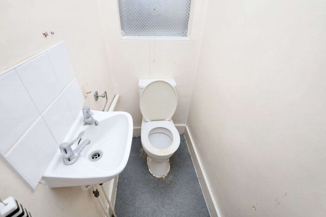 36 Grove Road, Walthamstow, London, E17 9BN 9