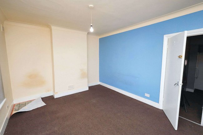 36 Grove Road, Walthamstow, London, E17 9BN 9