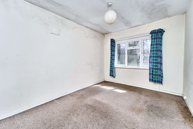 24 Douglass Road, Dudley, West Midlands, DY2 8NE 1