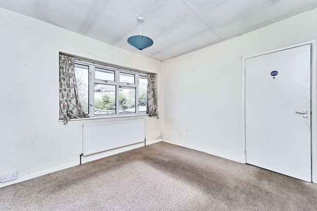 24 Douglass Road, Dudley, West Midlands, DY2 8NE 1