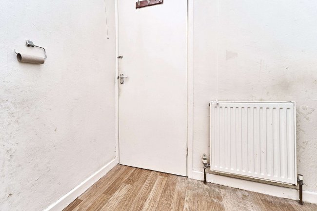 24 Douglass Road, Dudley, West Midlands, DY2 8NE 1