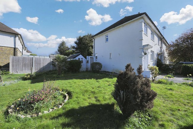 1 Dale Road, Crayford, Dartford, DA1 3PG 2