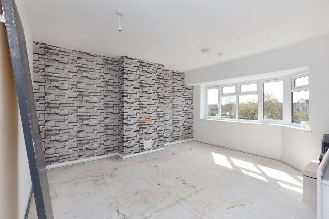 24 Chestnut Road, Oakham, LE15 6QP 9