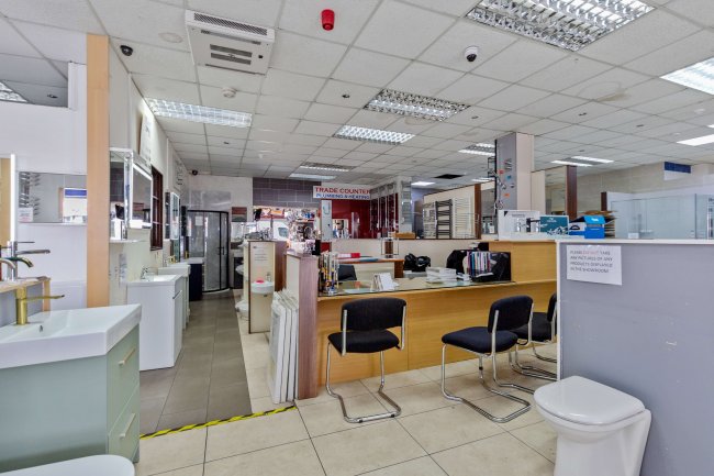 656 - 666 Romford Road, Manor Park, London E12 5AQ 17