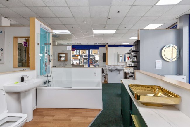 656 - 666 Romford Road, Manor Park, London E12 5AQ 17