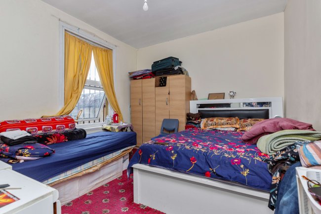 656 - 666 Romford Road, Manor Park, London E12 5AQ 17