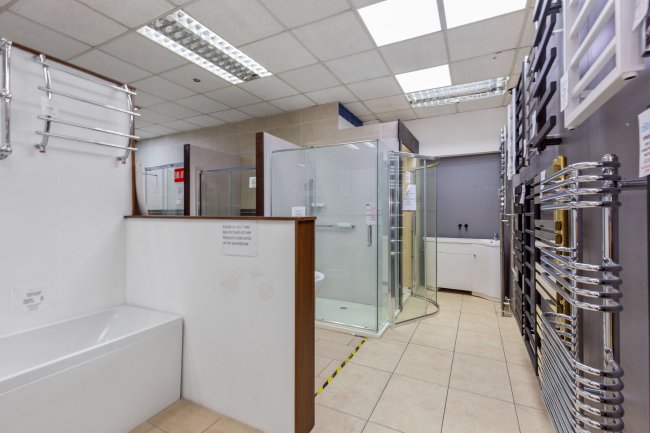 656 - 666 Romford Road, Manor Park, London E12 5AQ 17