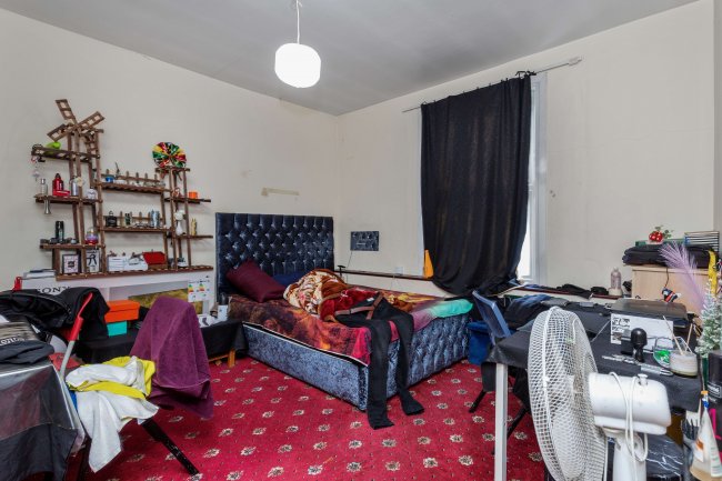 656 - 666 Romford Road, Manor Park, London E12 5AQ 17