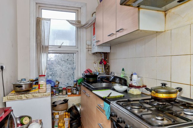 656 - 666 Romford Road, Manor Park, London E12 5AQ 17