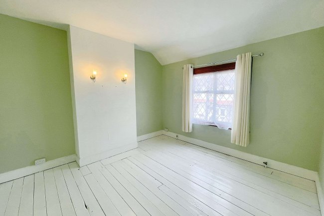 63 Beauchamp Road, Sutton, Surrey, SM1 2PY 6