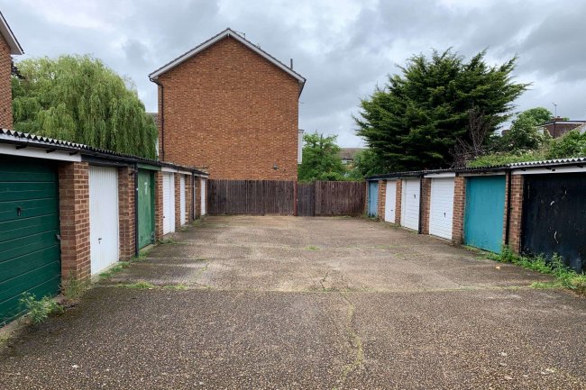 Garage 167, Courtlands Avenue, London SE12 8JB 6