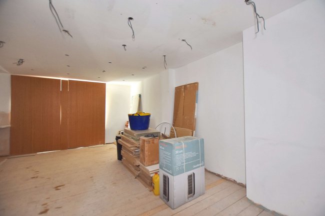 5 Lime Tree Walk, West Wickham, BR4 9EB 6