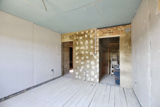 5 Lime Tree Walk, West Wickham, BR4 9EB 6