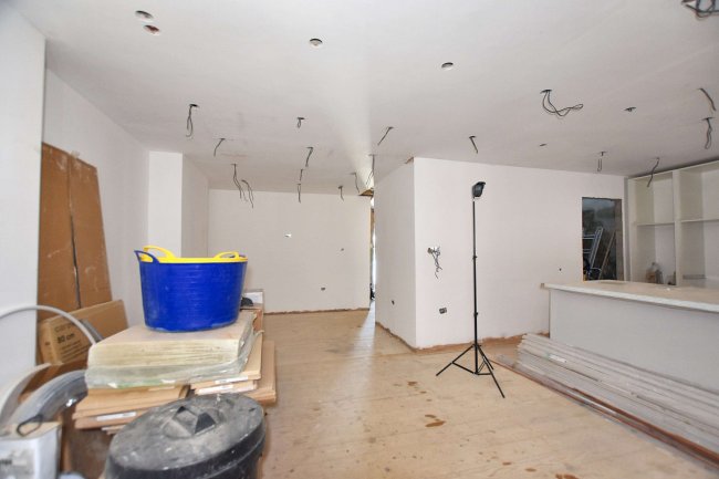 5 Lime Tree Walk, West Wickham, BR4 9EB 6