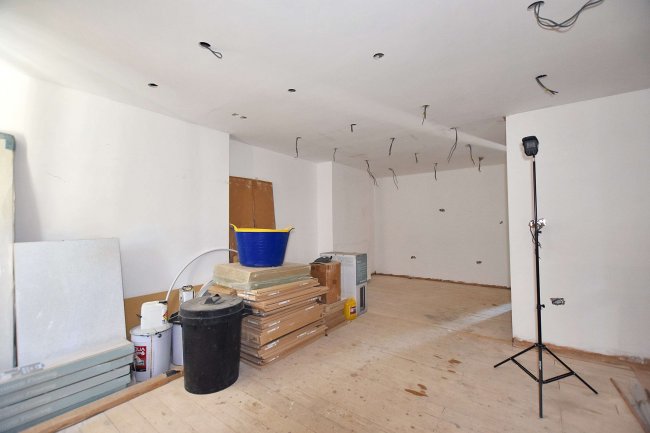 5 Lime Tree Walk, West Wickham, BR4 9EB 6