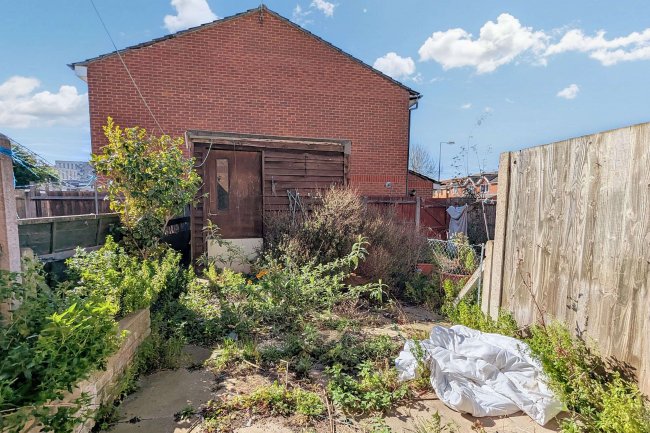 92 Antelope Road, Woolwich, London, SE18 5QT 7