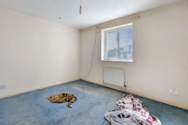 92 Antelope Road, Woolwich, London, SE18 5QT 7