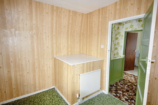 1 Hawthorn Road, Street, Somerset, BA16 0DF 1