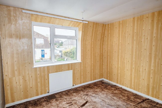 1 Hawthorn Road, Street, Somerset, BA16 0DF 1