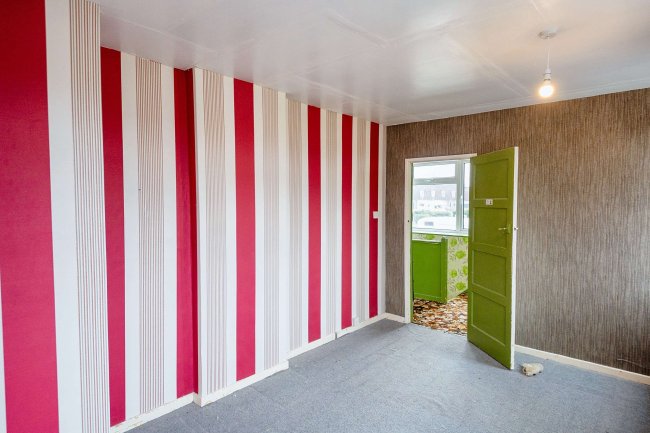 1 Hawthorn Road, Street, Somerset, BA16 0DF 1