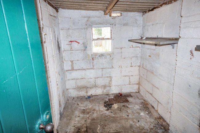 1 Hawthorn Road, Street, Somerset, BA16 0DF 1