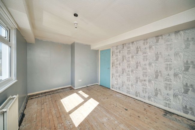 30 Pilgrims Way, Andover, Hampshire, SP10 5HW 9