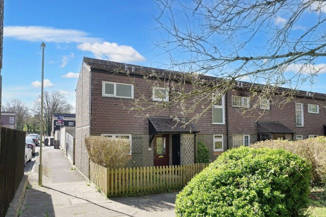 30 Pilgrims Way, Andover, Hampshire, SP10 5HW 9